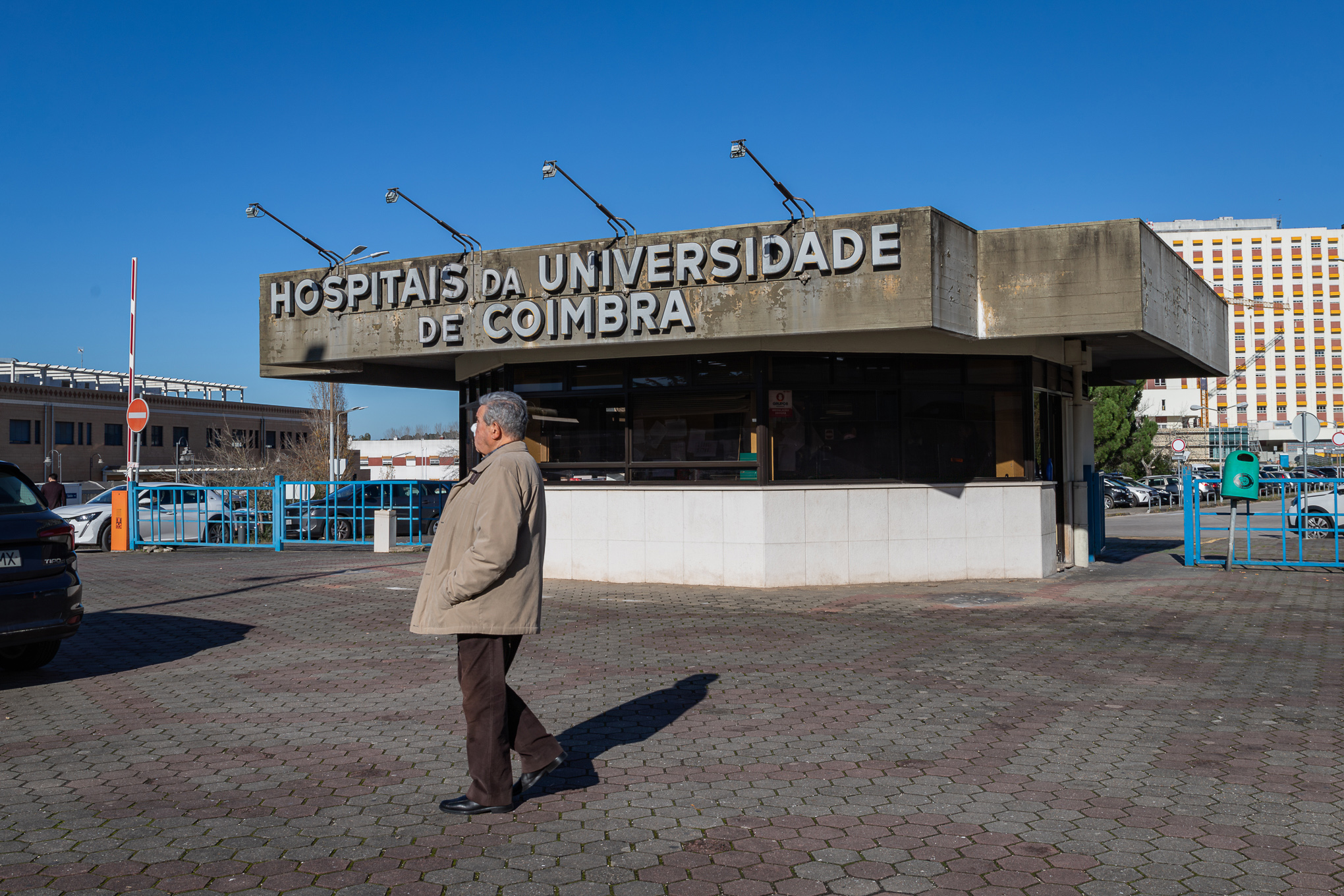 Edifício de entrada dos HUC @Central Press | Miguel Almeida