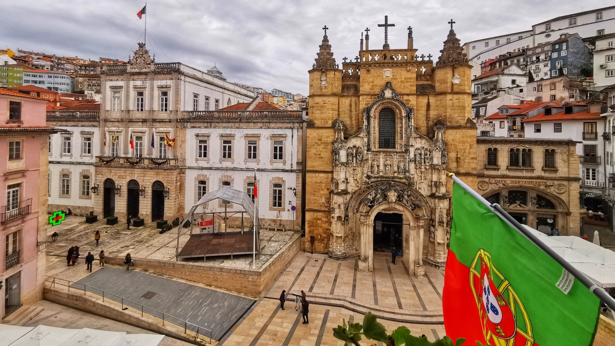 Praça 8 de maio @Câmara Municipal de Coimbra