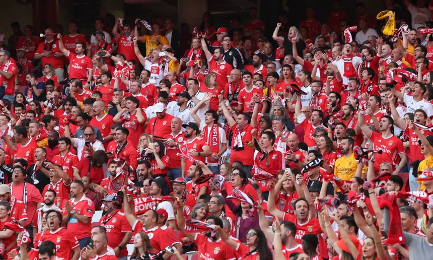 Adeptos do Benfica@ Sport Lisboa e Benfica 