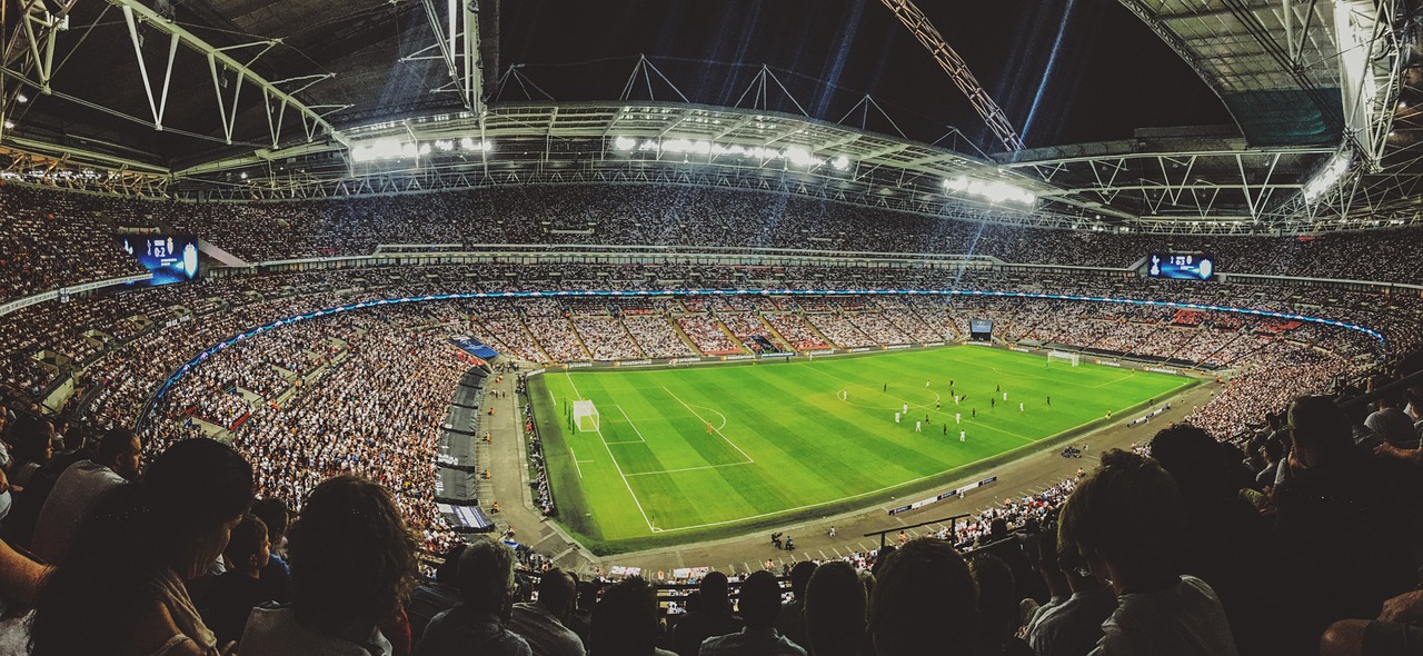 Estadio de futebol @Pexels 