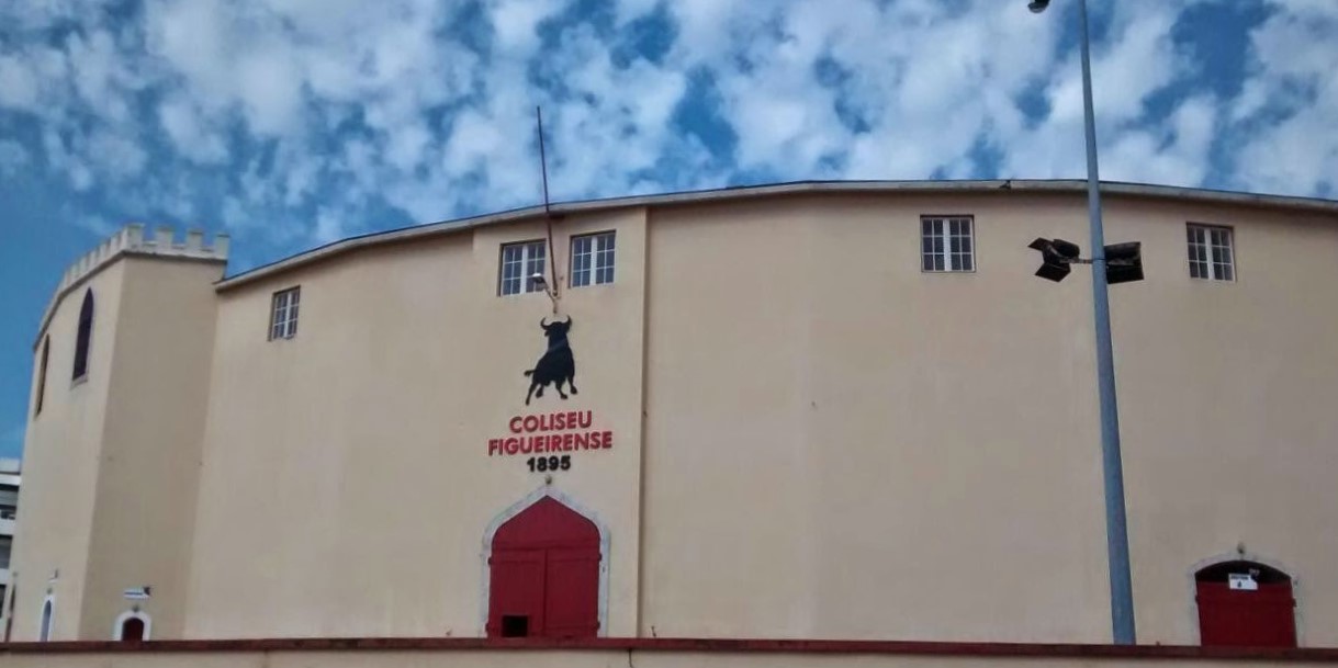 Foram adiados os concertos de hoje e sexta-feira @ Coliseu Figueirense