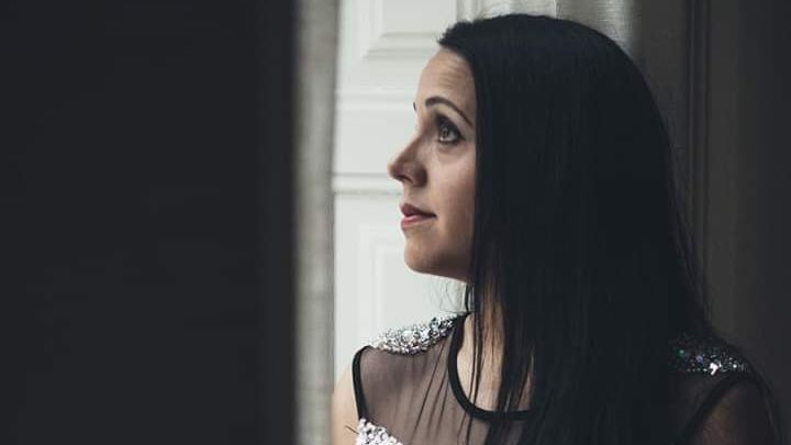 Hoje, na Praça Nova, as Serenatas do Mondego contam com a voz de Adelaide Sofia @DR
