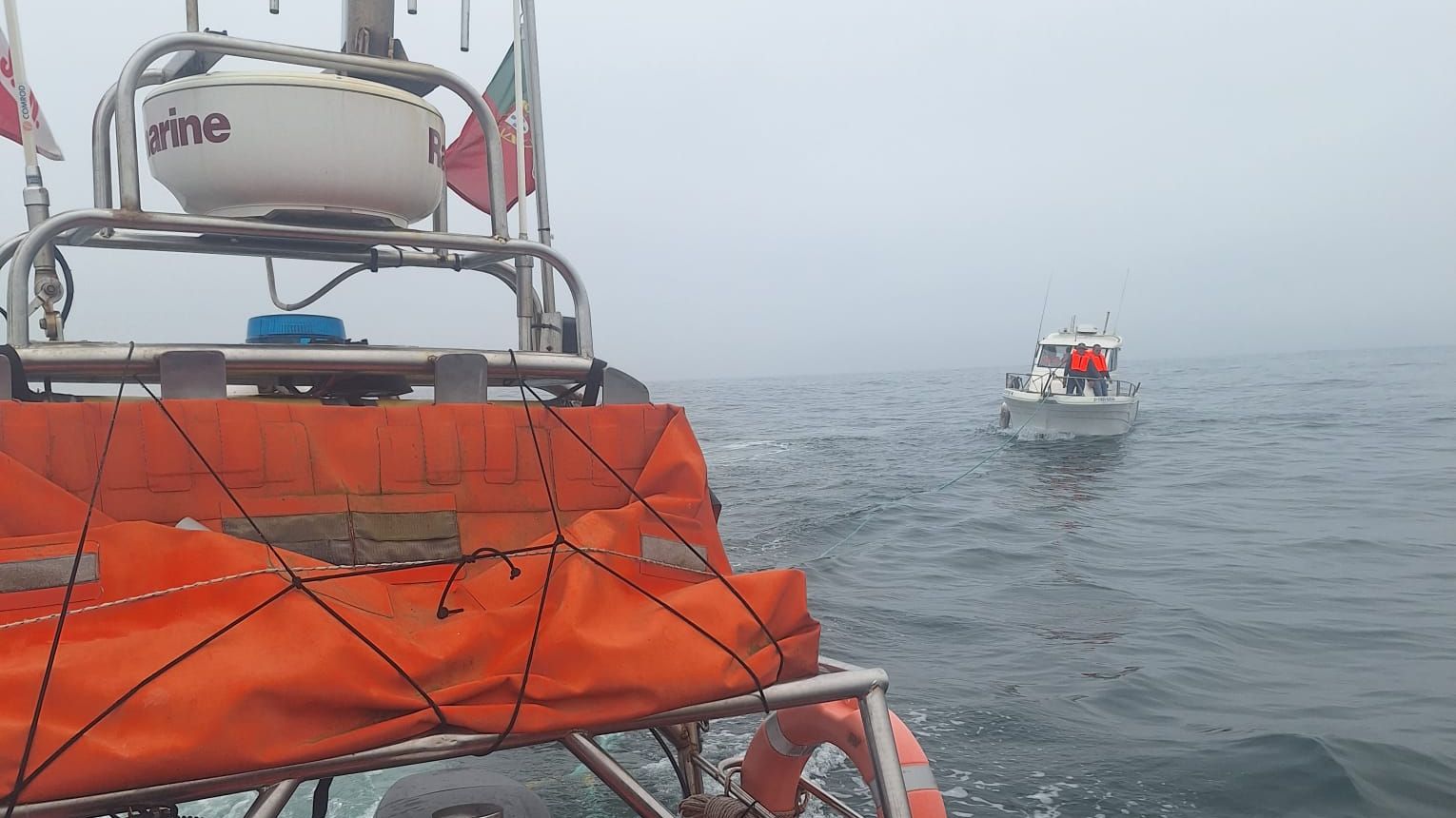 Uma embarcação de recreio ficou sem propulsão a seis milhas náuticas a norte do porto da Nazaré @AMN