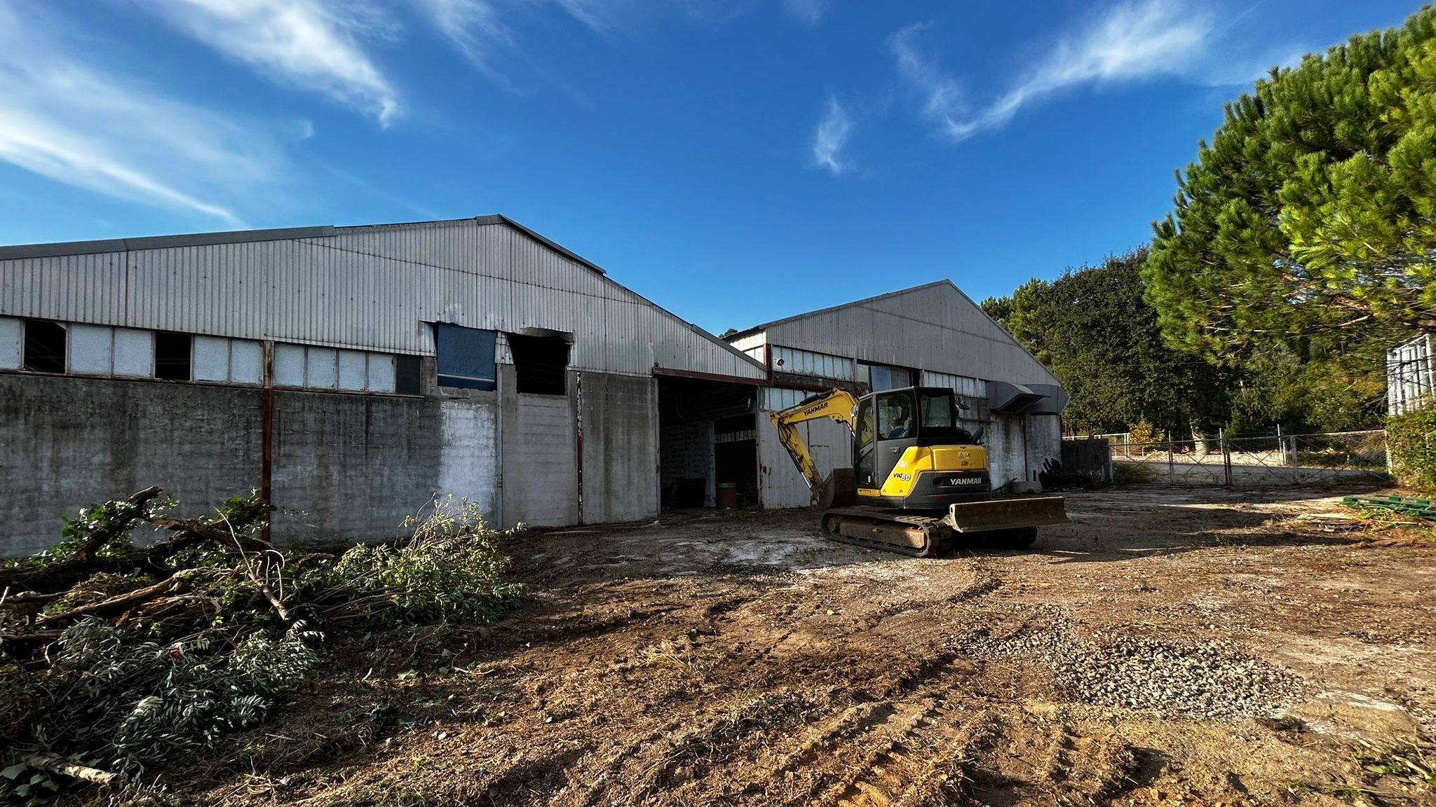 Obras do novo Condomínio Empresarial @CM Castanheira de Pera 