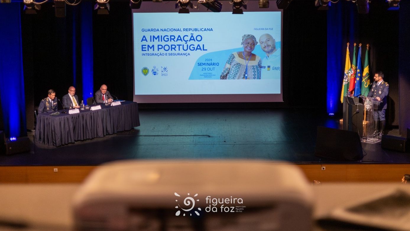 O seminário «A imigração em Portugal - Integração e segurança» contou com a presença do secretário de Estado da Administração Interna, Telmo Correia @CMFF