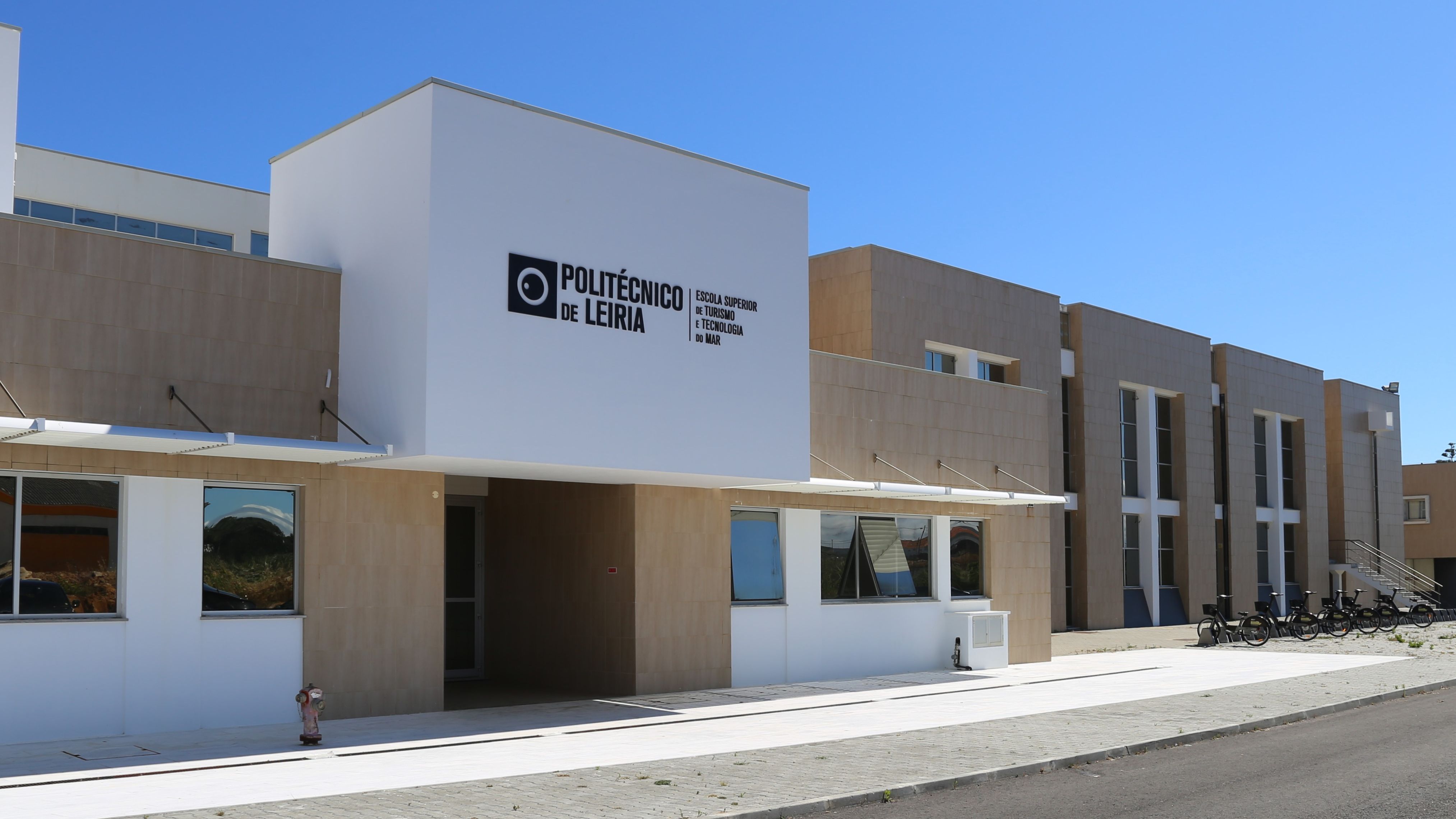 Escola Superior de Turismo e Tecnologia do Mar de Peniche @IPL