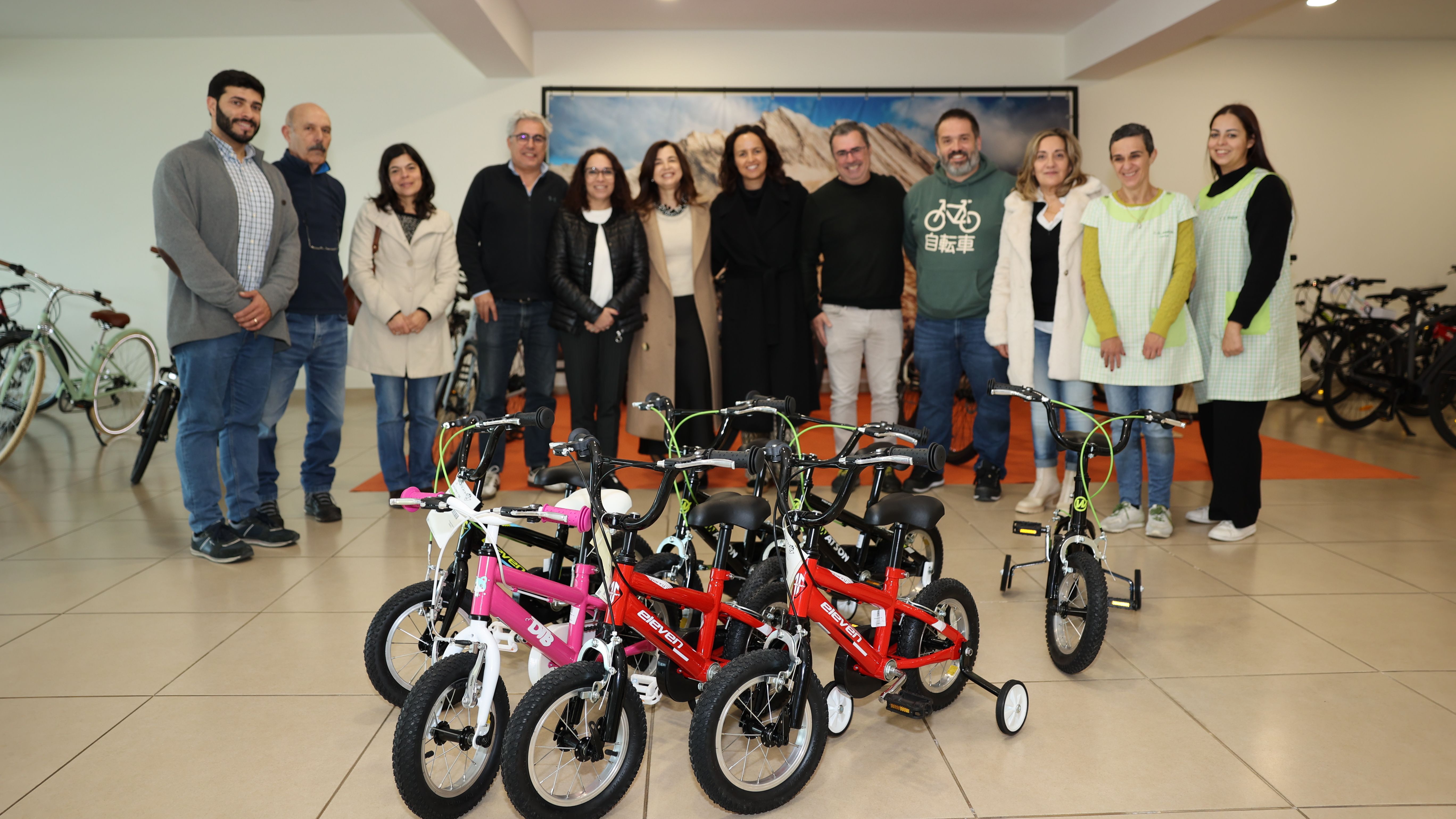 Entrega de bicicletas às IPSS @CM Anadia