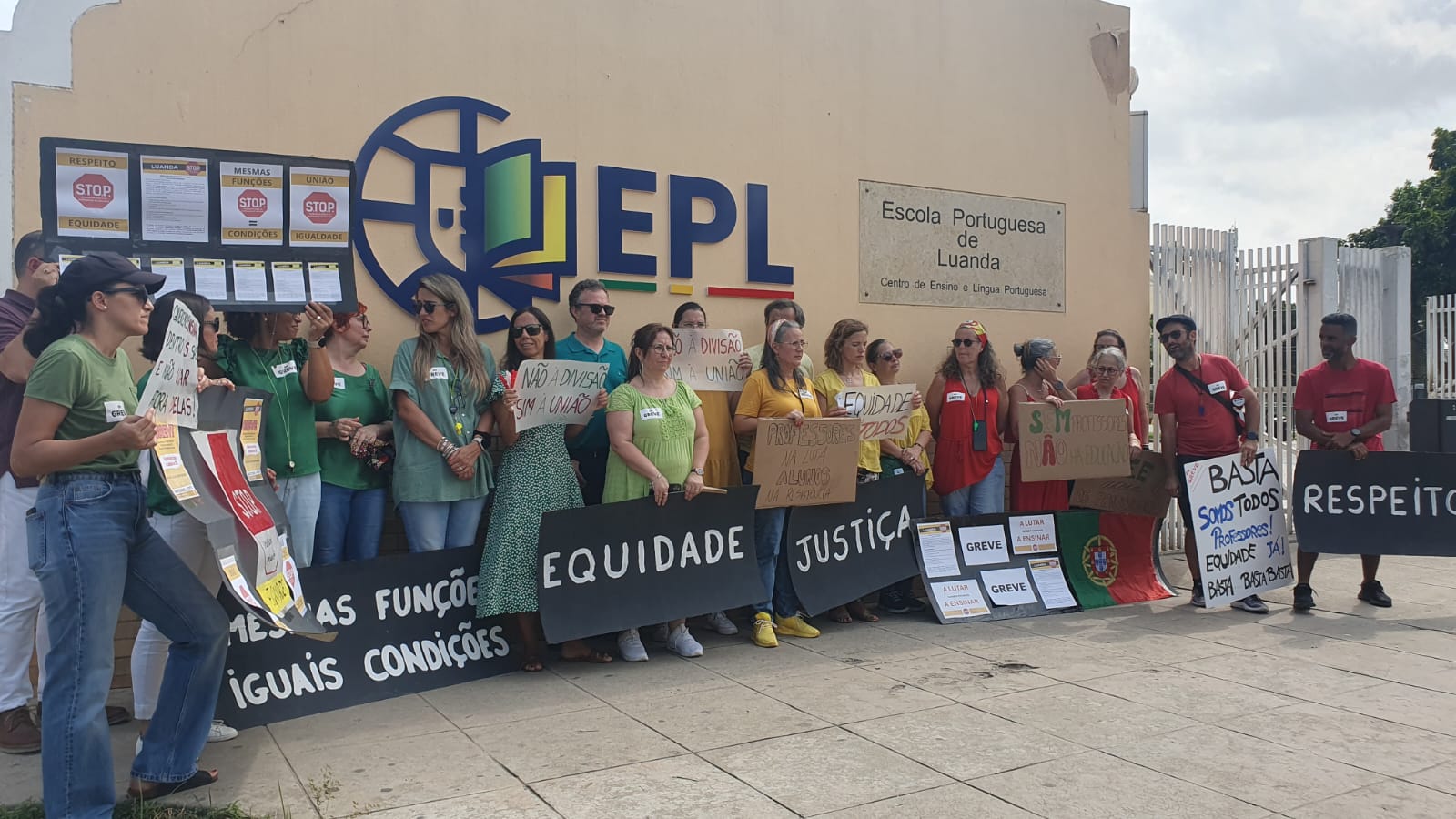 Professores em protesto @Carla Plácido 