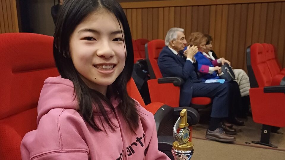 Eva Xiang, de 11 anos, aluna da Escola João de Barros na Figueira da Foz @LCFF