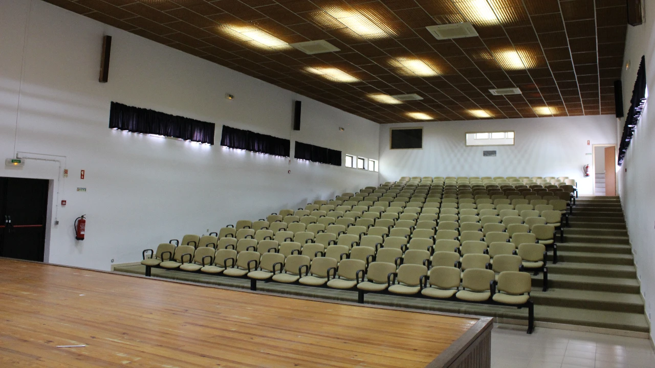 Auditório Municipal Monsenhor Dr. José Maria Félix CMVR