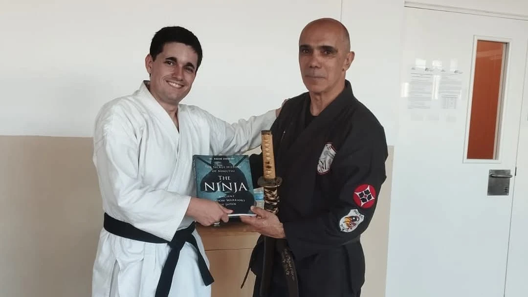 O soke Miguel Abreu (à direita) deslocou-se a Linares, Espanha para ministrar uma formação @DR