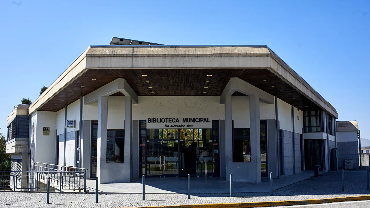 Biblioteca Municipal de Mangualde ©CMM