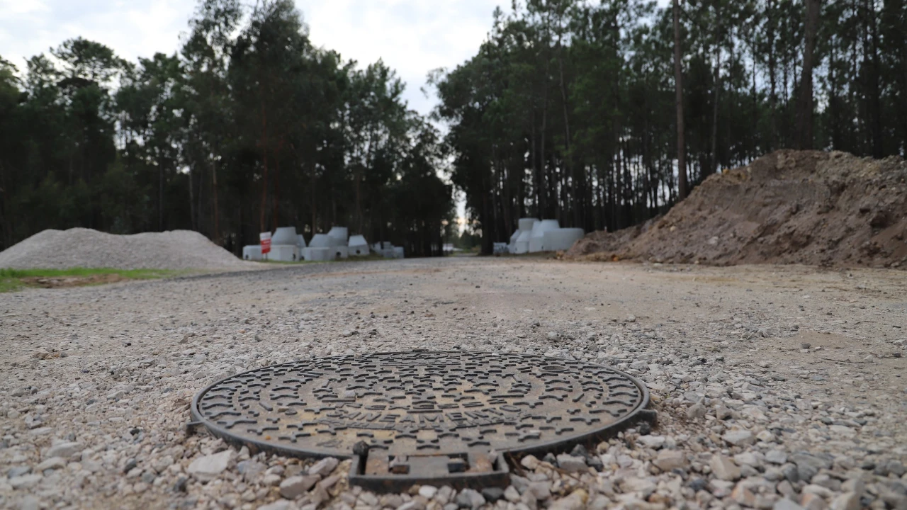 Obras da rede de saneamento nas Trutas @CM Marinha Grande 