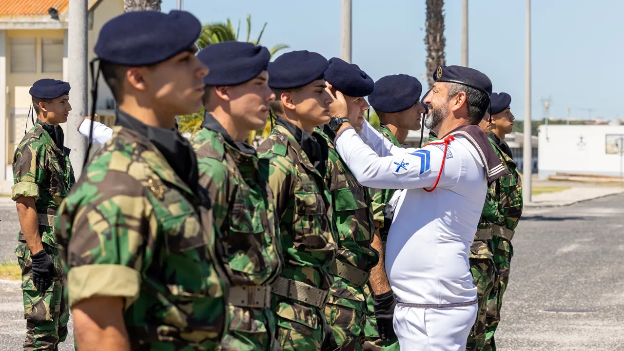 Cerimónia de imposição de bóinas ©Marinha