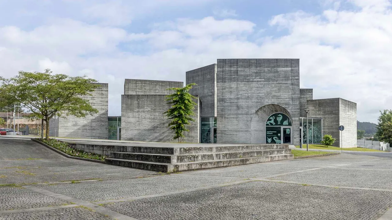 Centro de interpretação do Românico Lousada ©Rota do Românico