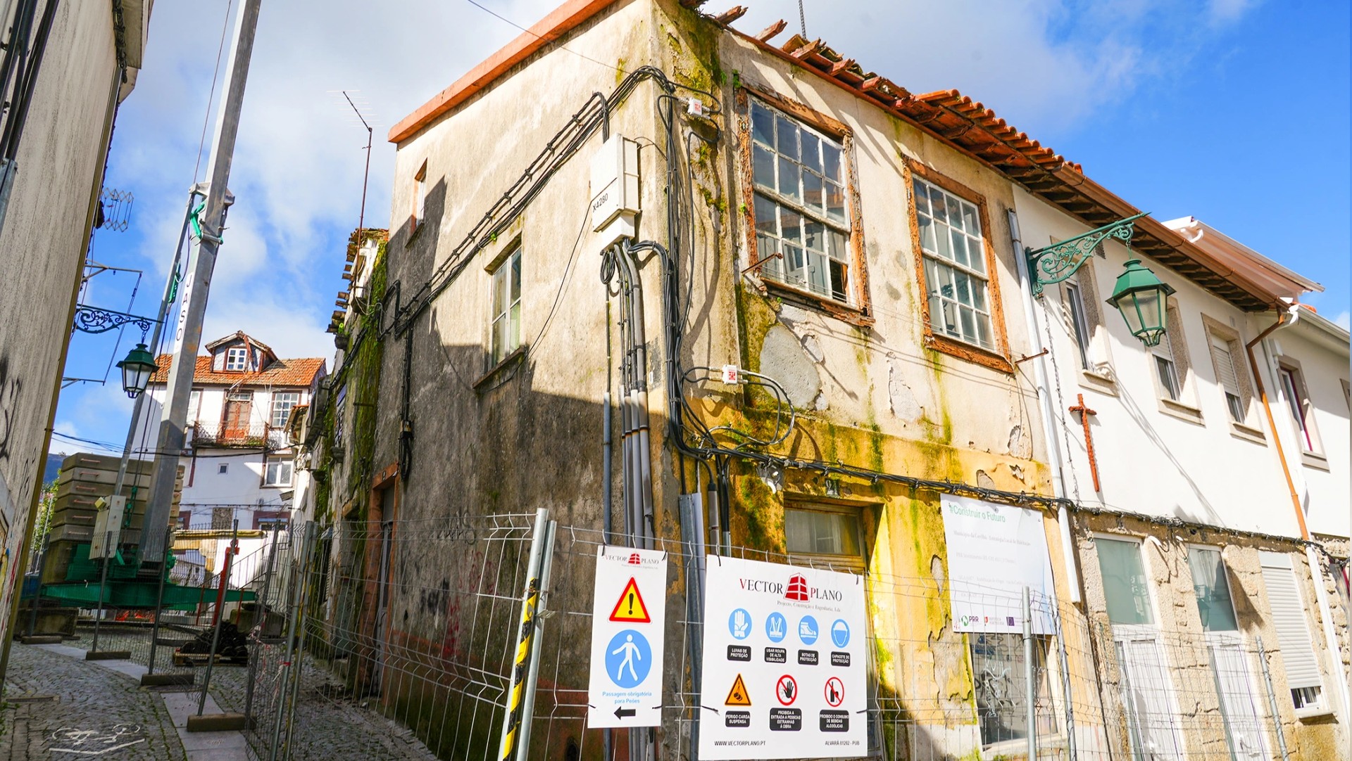 Reconstrução de casas no Centro Histórico @CM Covilhã
