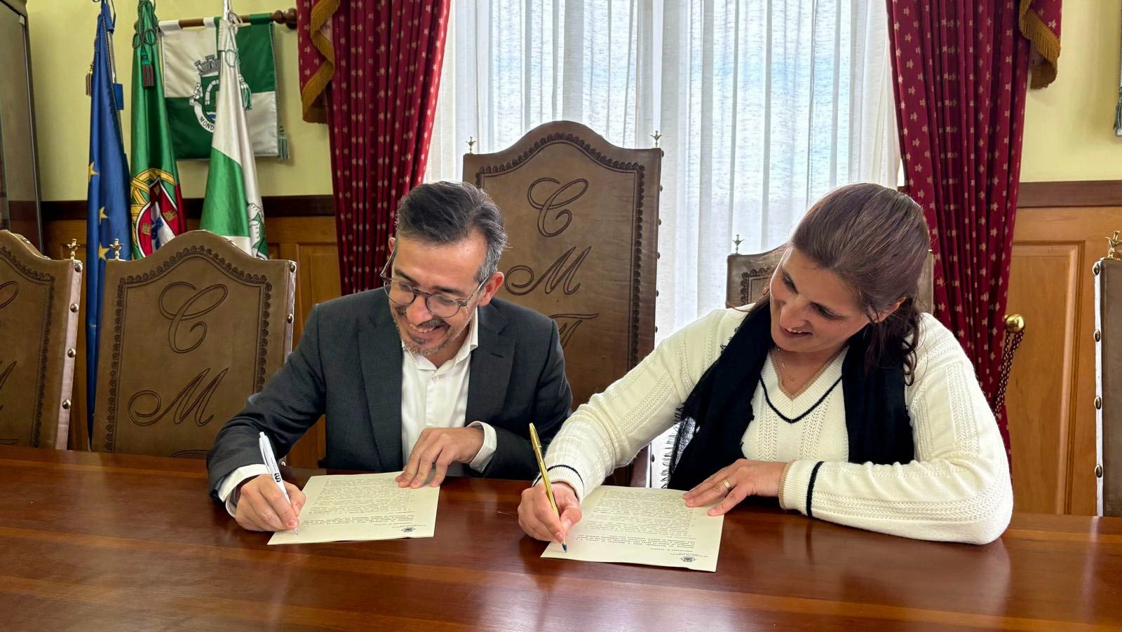 Assinatura de protocolos de colaboração @CM Tarouca